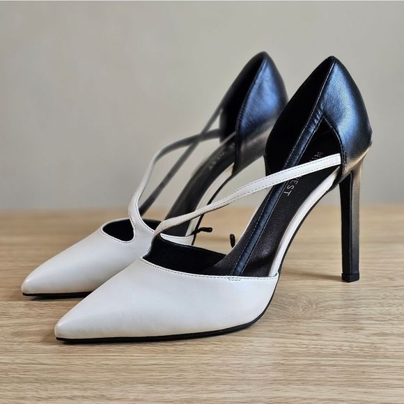 Nine West Black and White Heels - Picture 2 of 12